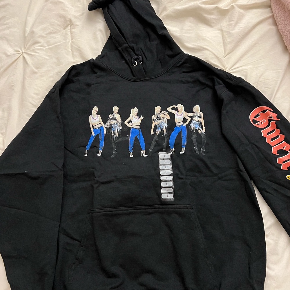 Gwen Stefani Merchandise hoodie size Large. NWT